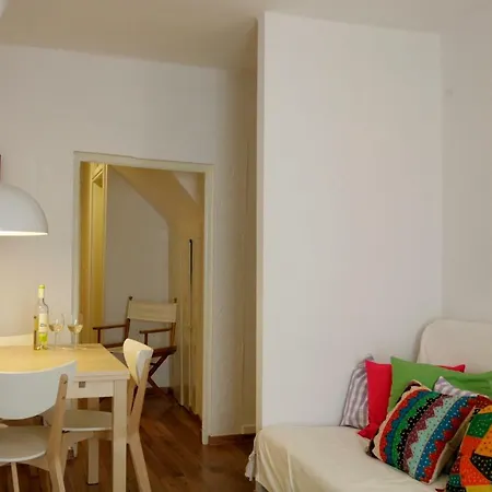 Salvador Apartment- Alfama